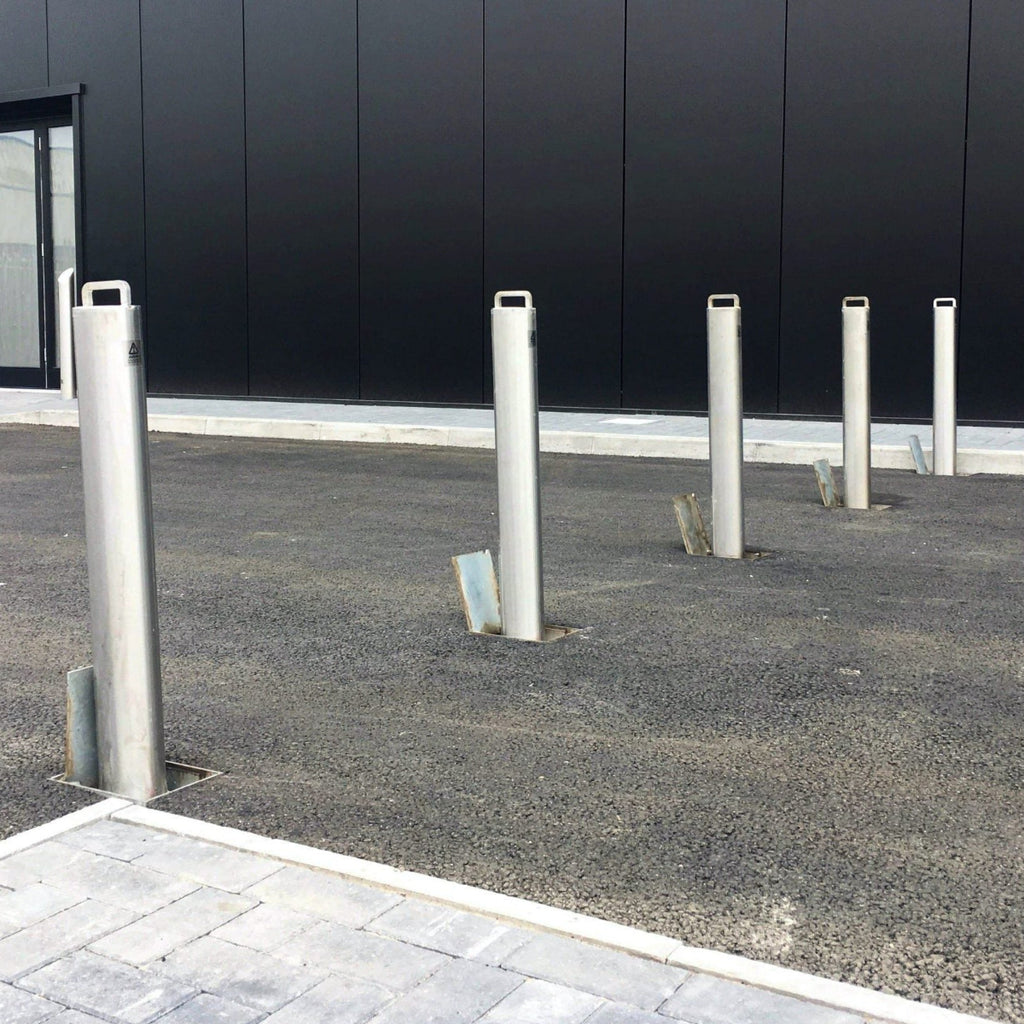 Retractapost GL Stainless Steel Telescopic Security Post (745mm tall)