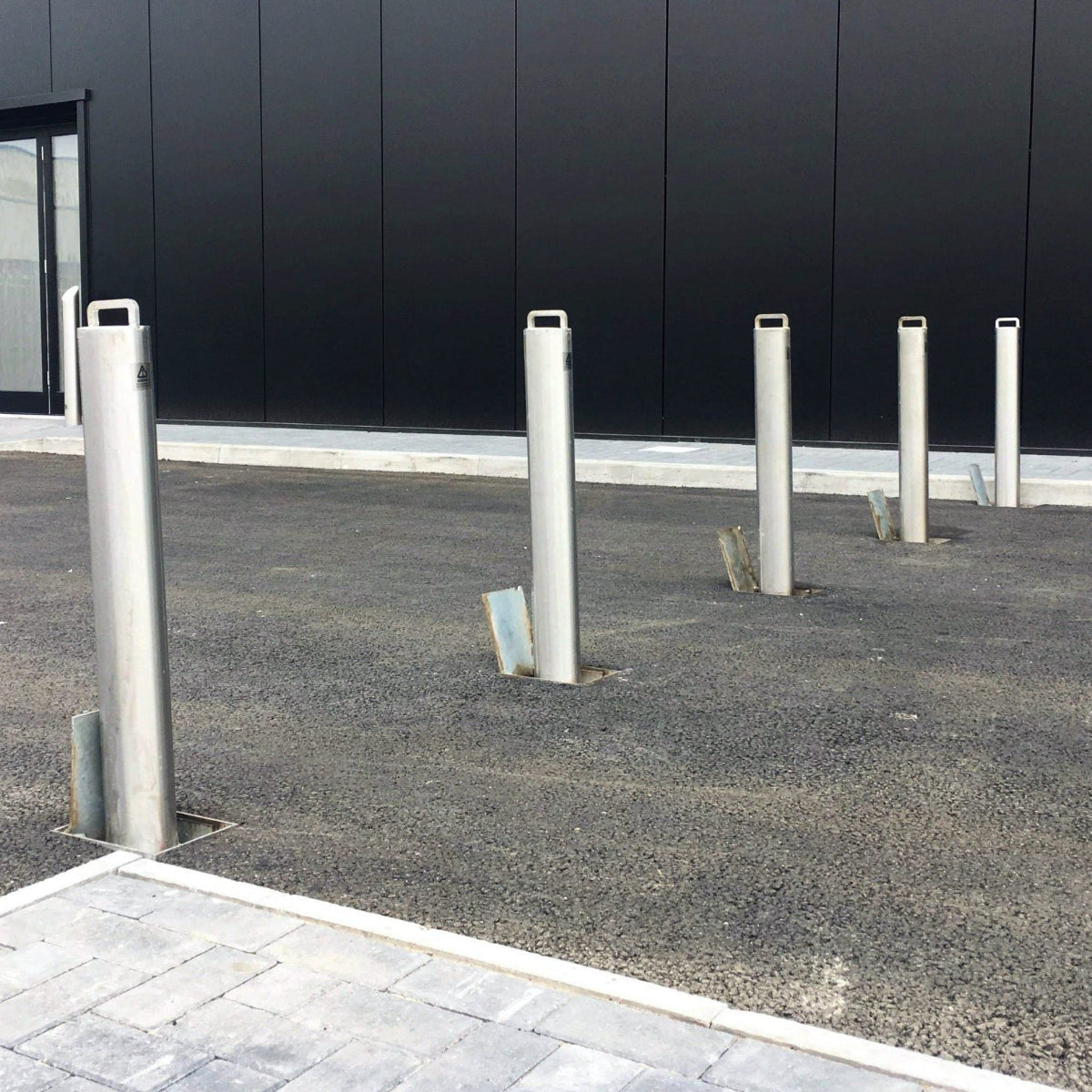 Retractapost GL Stainless Steel Telescopic Security Post (745mm tall)