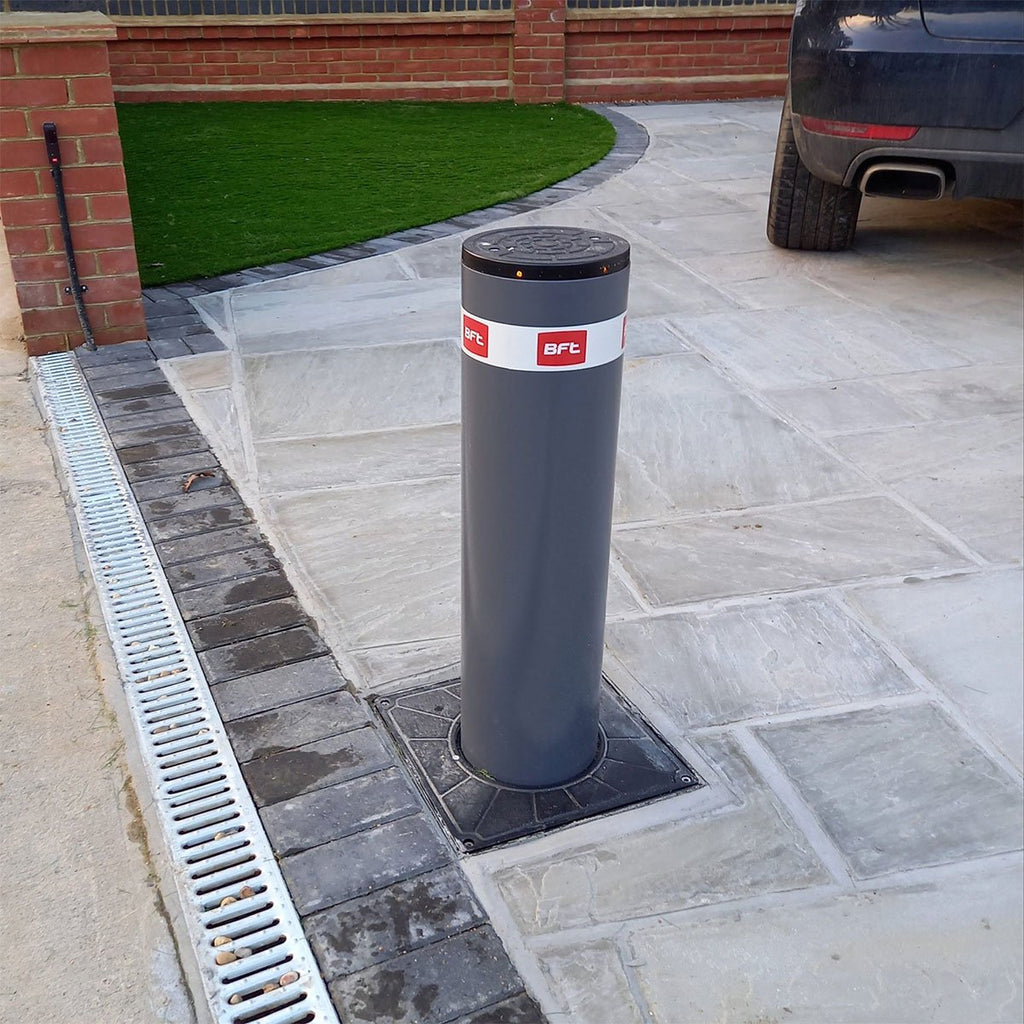 Stoppy B  Automatic Bollard (500mm x 115mm)