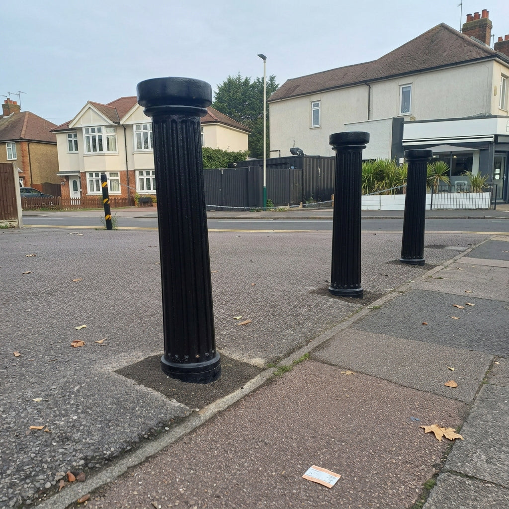 Hexham Ferrocast Polyurethane Bollard
