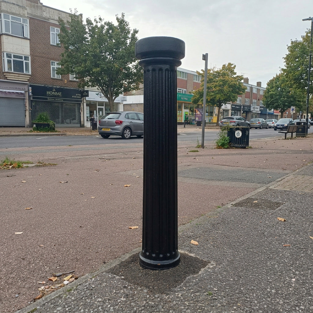 Hexham Ferrocast Polyurethane Bollard