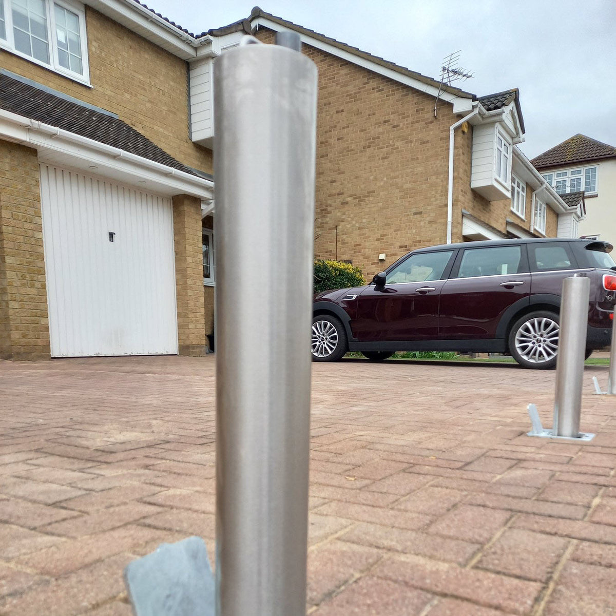 Stainless Steel Telescopic Security Post / Bollard (76mm x 500mm)