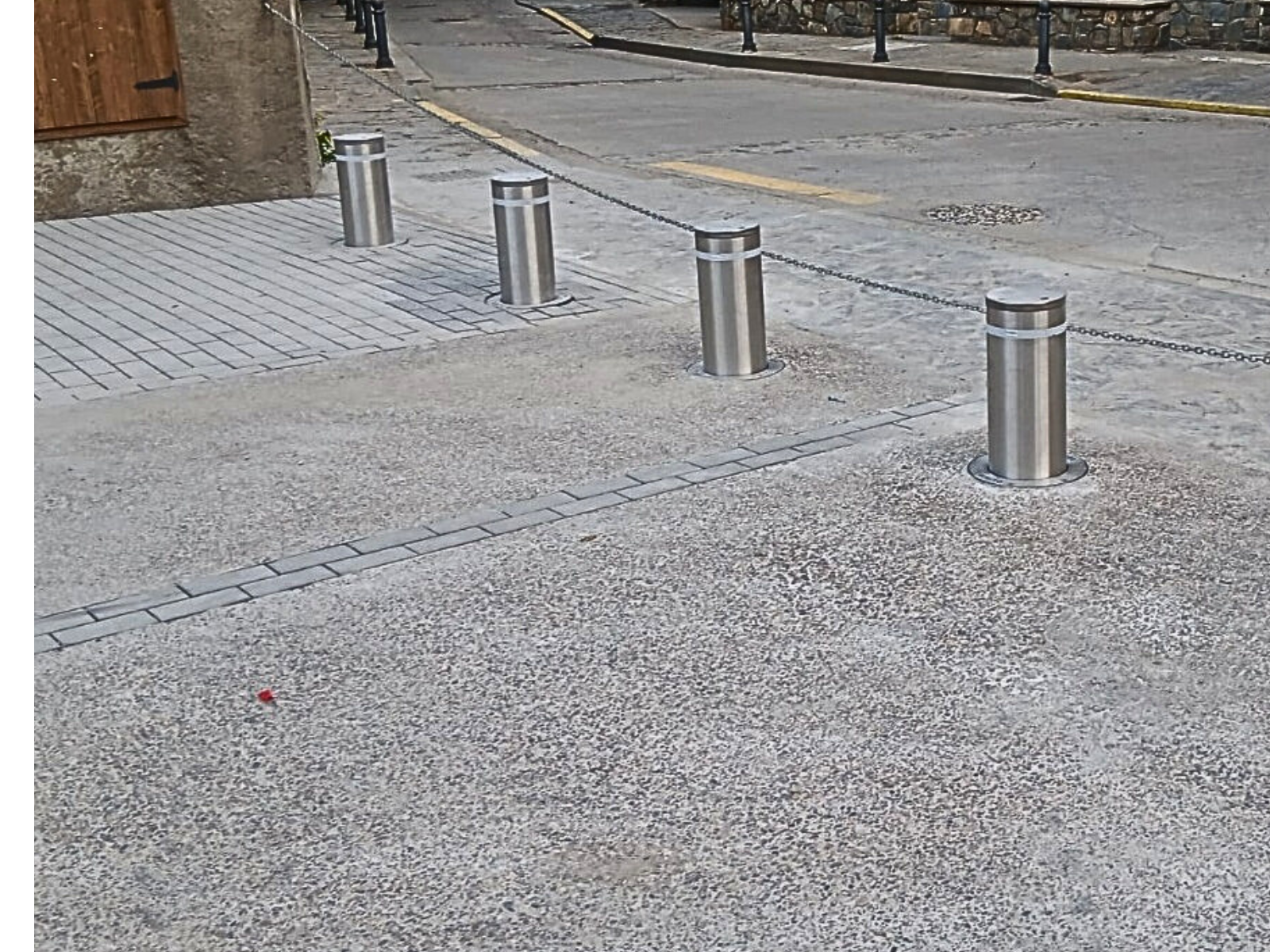 Benito Semi Automatic Stainless Steel Bollard - Image 8
